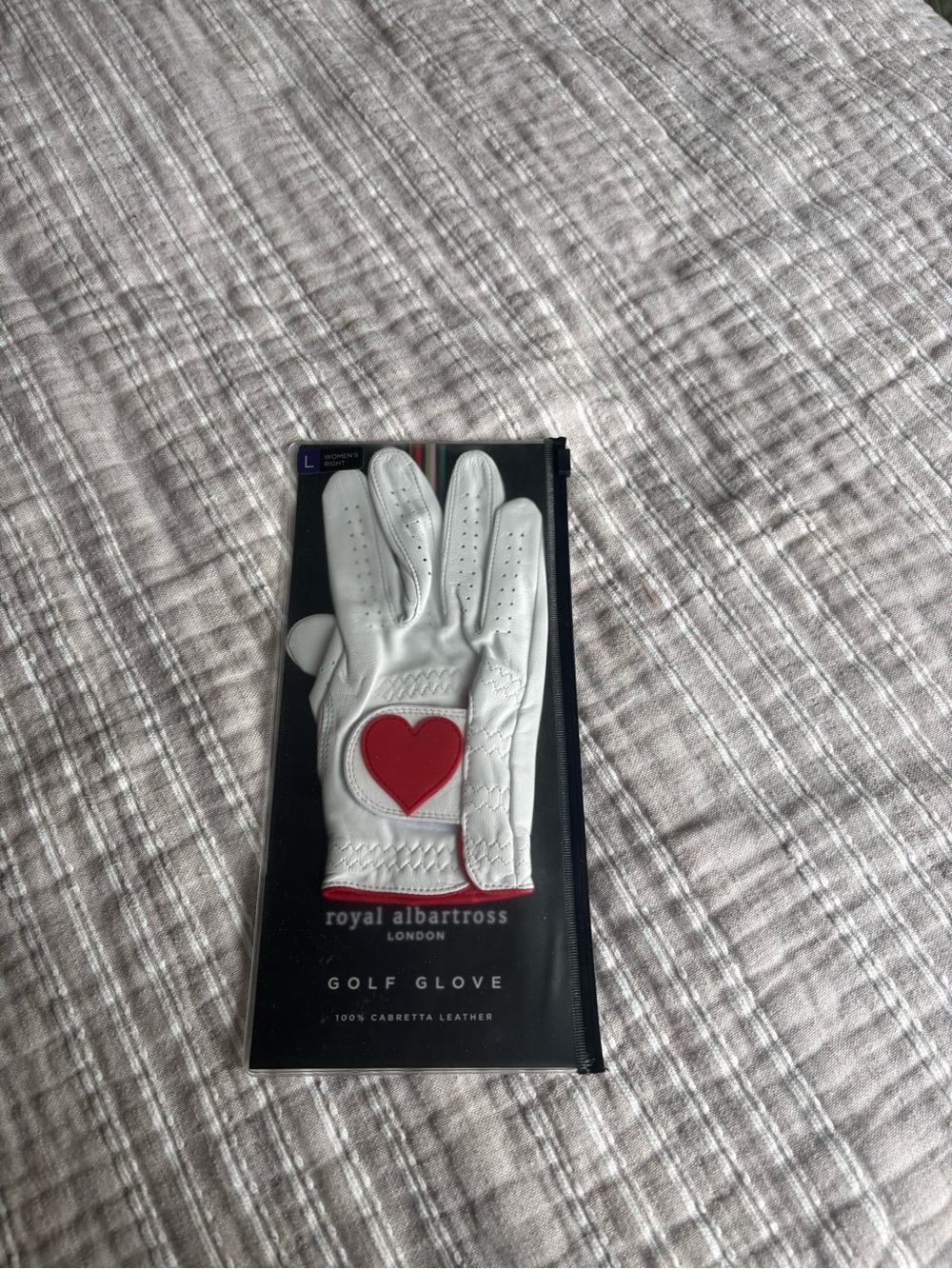 Women's White Golf Glove with Red Heart Accent